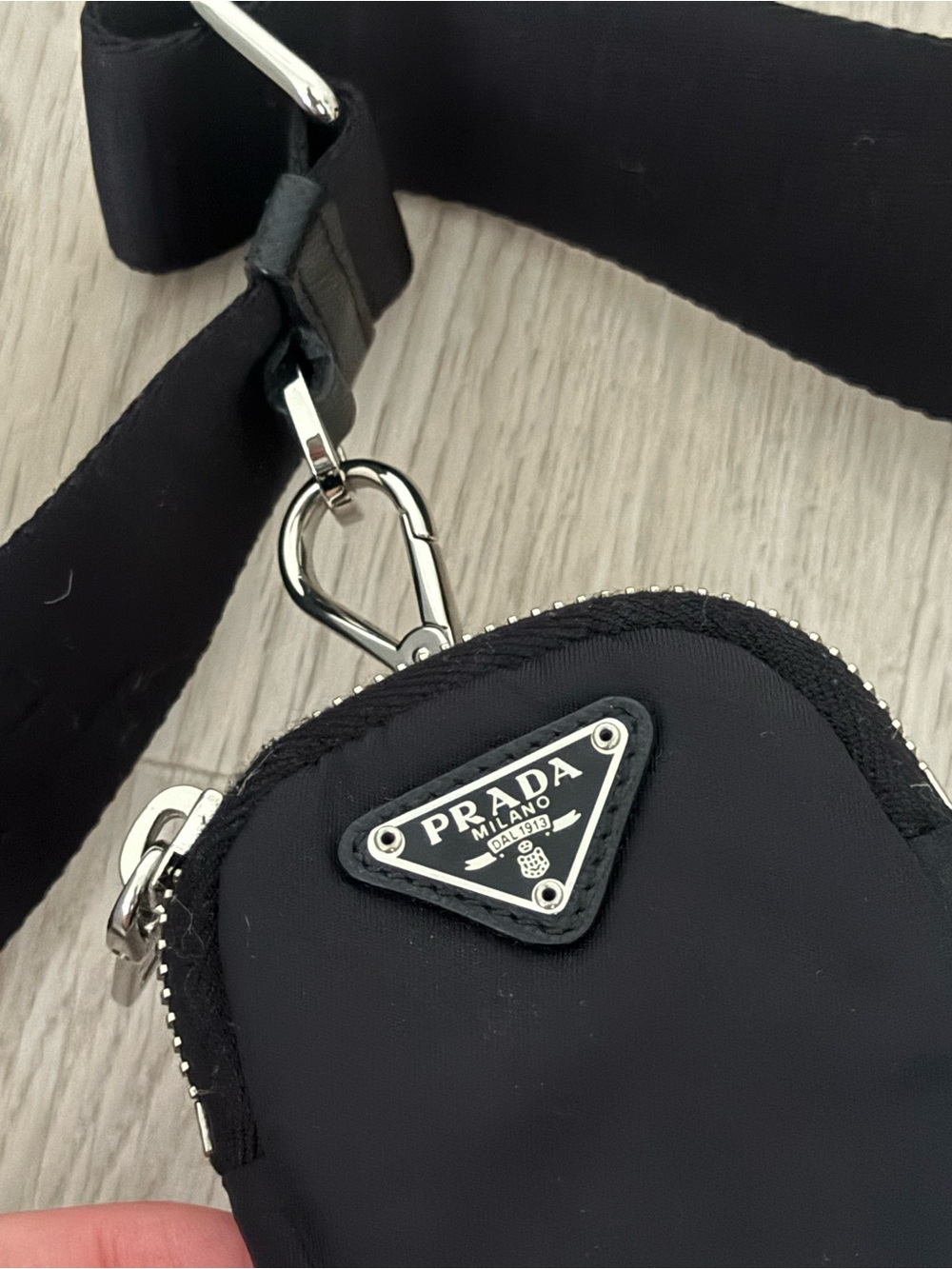 Prada bag strap + pouch - Picture 4 of 7